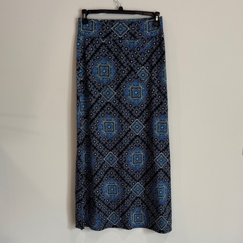 Elegant Blue Patterned Women's Skirt